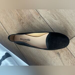 Ballerette Classic Black Loafers from Tuckernuck